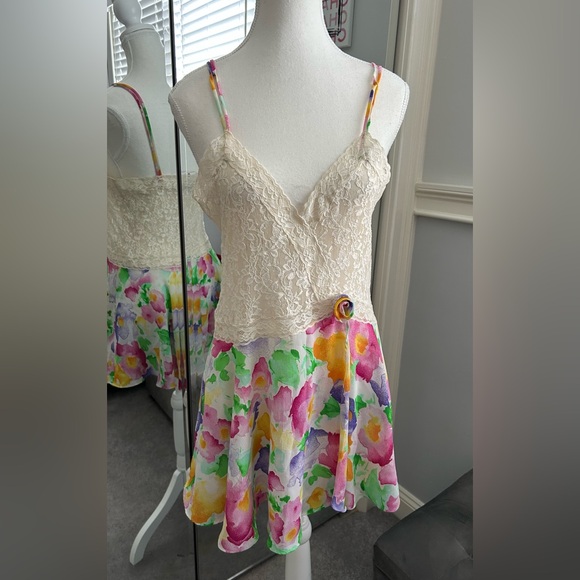 Vintage 80’s Gold Label Victoria’s Secret Slip Dress. - Picture 1 of 4